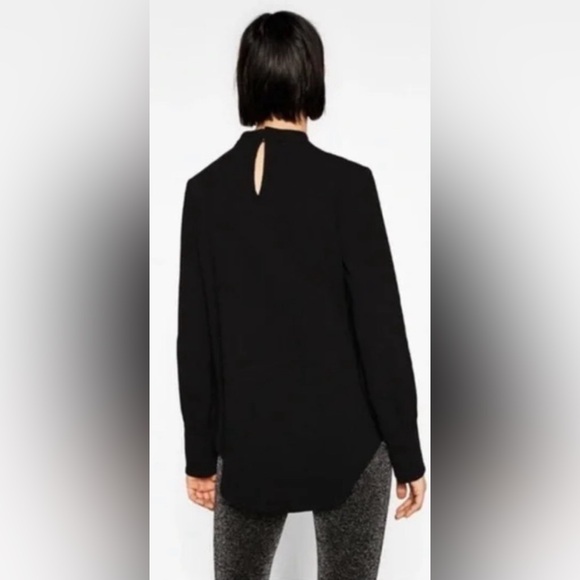 Zara Elegant Black Choker Cut Out Top Long Sleeve V-Neck Top NWT - Picture 7 of 13